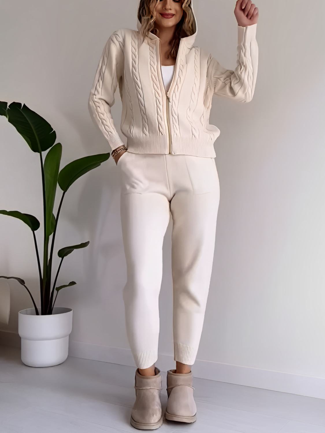 Women’s Cable Knit Zip Jacket Jogger Set