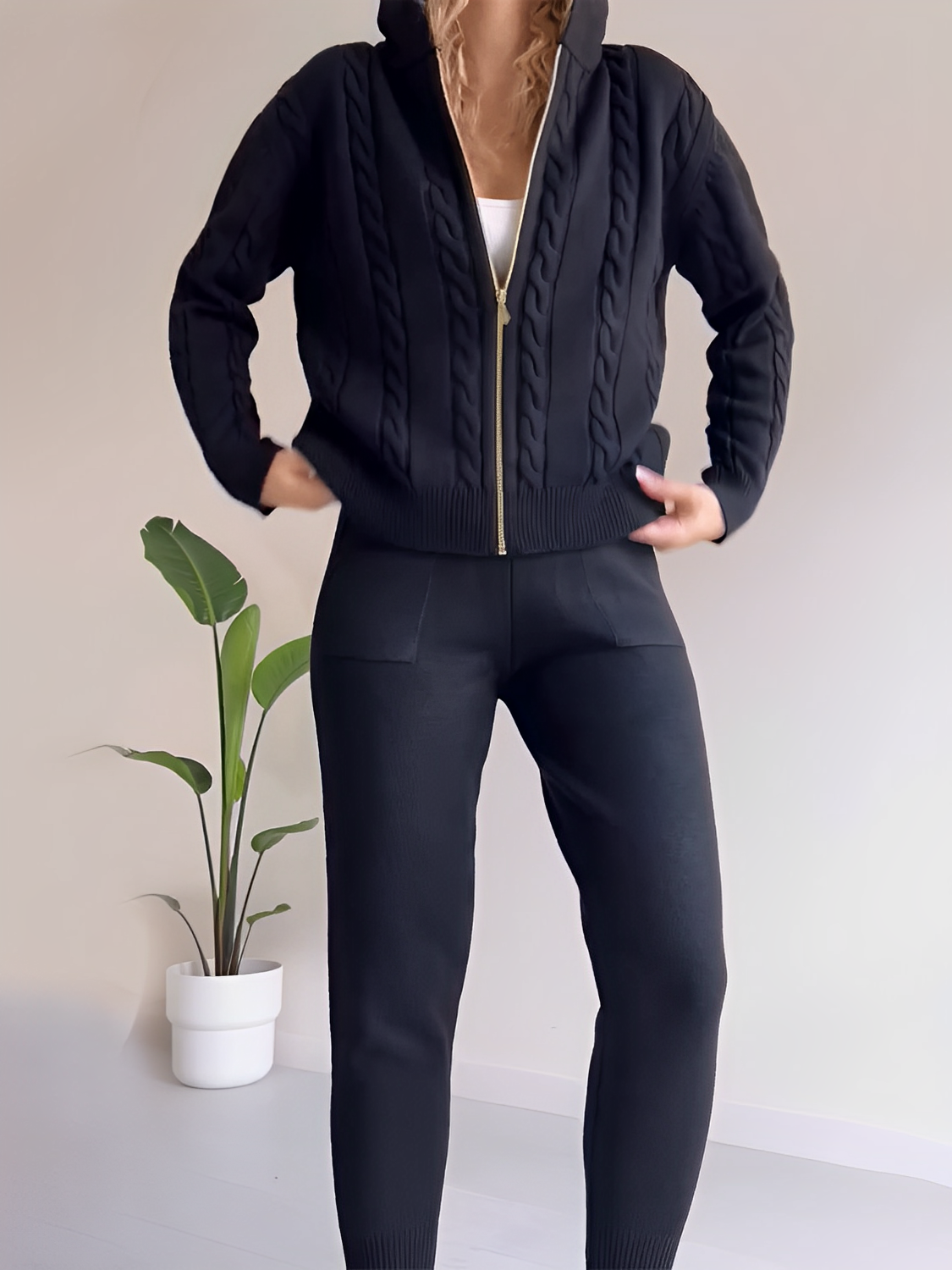 Women’s Cable Knit Zip Jacket Jogger Set