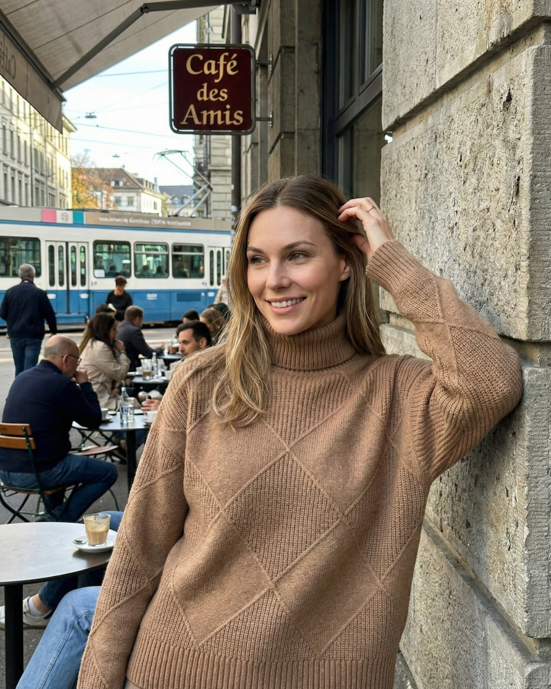 Women’s Textured Turtleneck Sweater